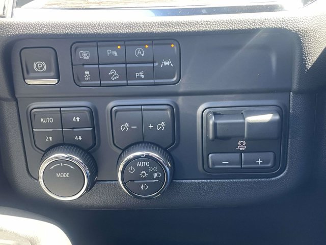 New 2027 Chevrolet Tahoe Z71 w/ Comfort Package AWD/4WD image 20