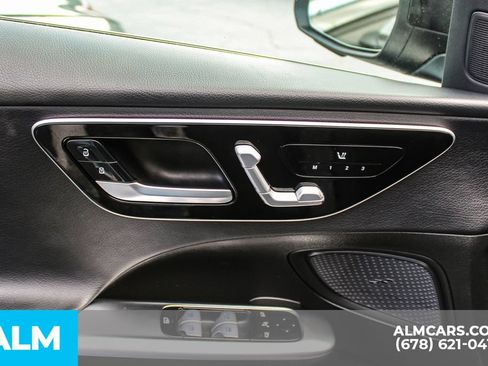Used 2024 Mercedes-Benz C 300 Sedan image 36