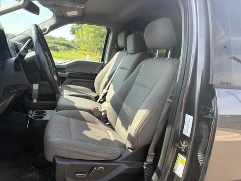 Used 2017 Ford F150 XLT w/ Equipment Group 302A Luxury AWD/4WD image 11