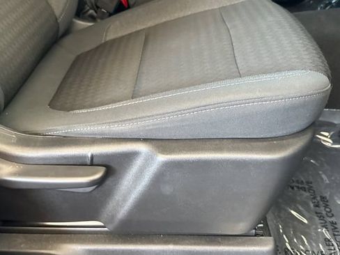 Used 2021 Chevrolet Silverado 1500 LT RWD image 23