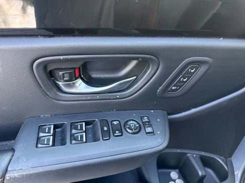 Certified 2025 Honda Pilot TrailSport image 14