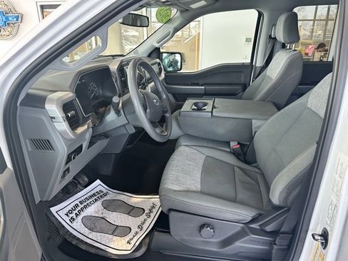 Used 2023 Ford F150 XLT w/ Trailer Tow Package image 8