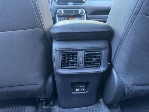 Used 2024 Toyota RAV4 XLE image 32