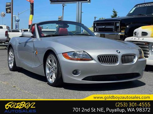 Used 2003 BMW Z4 3.0i RWD image 2