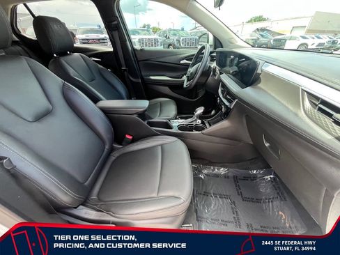 Used 2024 Buick Encore GX Sport Touring w/ Advanced Technology Package FWD image 19