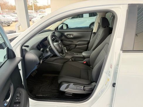 Certified 2026 Honda HR-V LX image 16