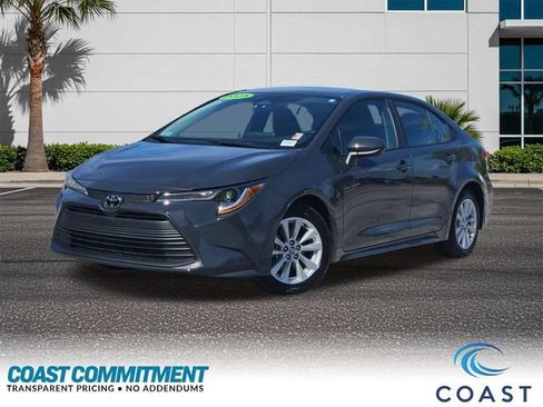 Used 2025 Toyota Corolla LE w/ LE Premium Package FWD image 1