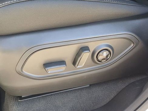 New 2026 Jeep Grand Cherokee Laredo RWD image 22