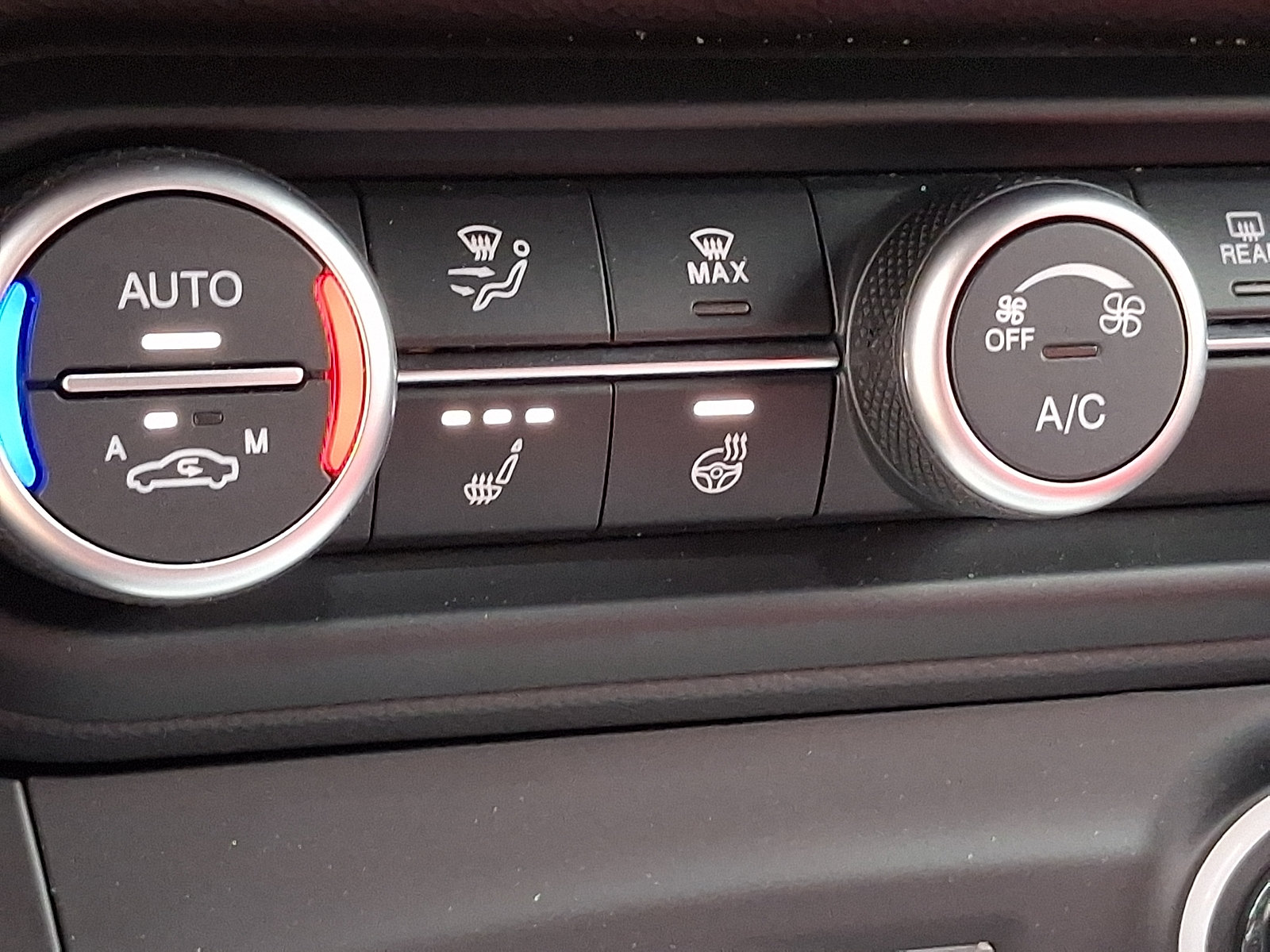 New 2026 Alfa Romeo Stelvio Sprint AWD/4WD image 19