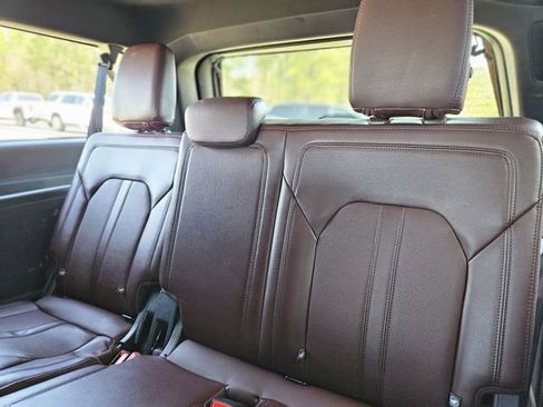 Used 2024 Ford Expedition Max Limited image 29