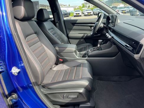 Used 2024 Honda CR-V Sport Touring image 9