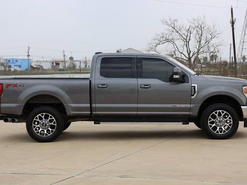 Used 2021 Ford F250 Lariat w/ Lariat Ultimate Package image 4