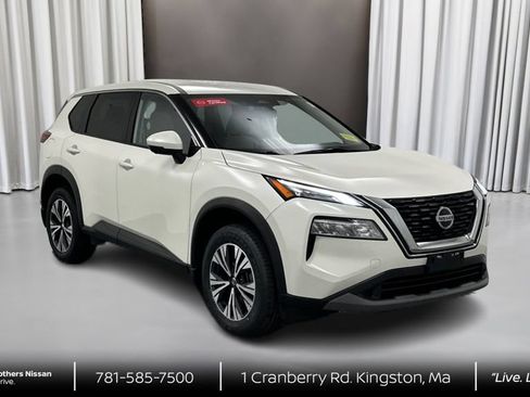 Certified 2021 Nissan Rogue SV AWD/4WD image 3