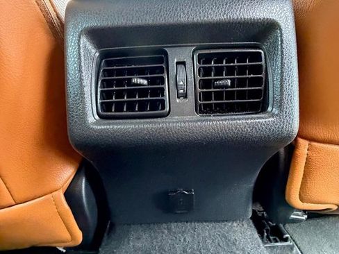 Used 2021 Toyota Camry XSE image 18