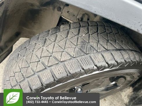 Used 2019 Jeep Cherokee Latitude Plus image 28