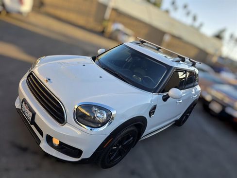 Used 2018 MINI Cooper Countryman FWD image 3