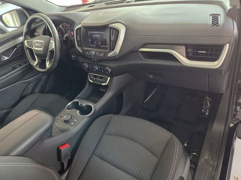 Used 2023 GMC Terrain SLE w/ Driver Convenience Package FWD image 16