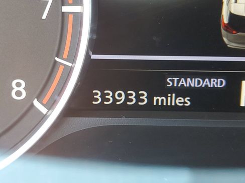 Certified 2025 Nissan Rogue SV FWD image 30