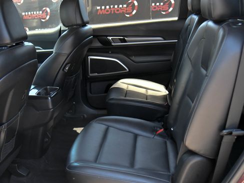 Used 2022 Kia Telluride S AWD/4WD image 40