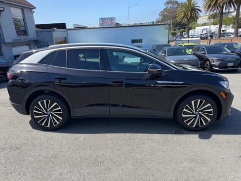 Used 2023 Volkswagen ID.4 Pro S Plus AWD/4WD image 4