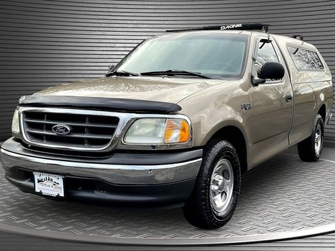 Used 2003 Ford F150 XL image 3