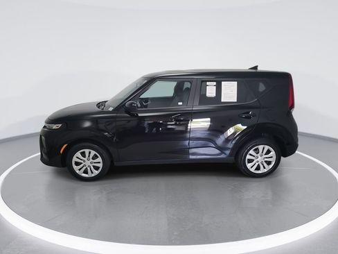 Used 2022 Kia Soul LX FWD image 5