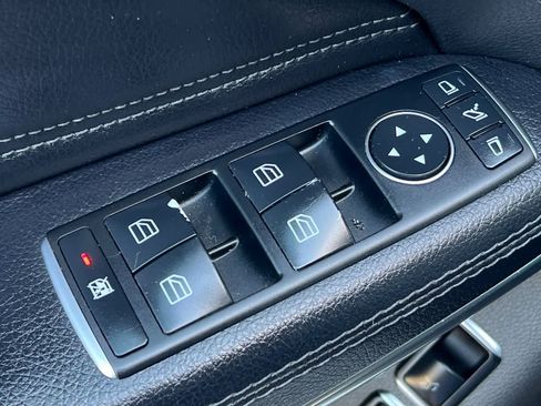 Used 2018 Mercedes-Benz GLS 550 4MATIC image 14