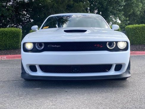 Used 2021 Dodge Challenger R/T Scat Pack RWD image 4