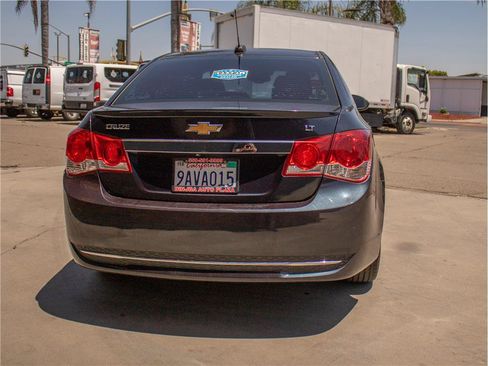Used 2016 Chevrolet Cruze LT FWD image 8