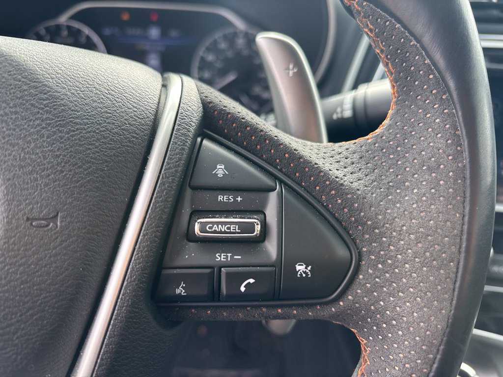 Used 2023 Nissan Maxima SR w/ Sport Mat Group FWD image 11