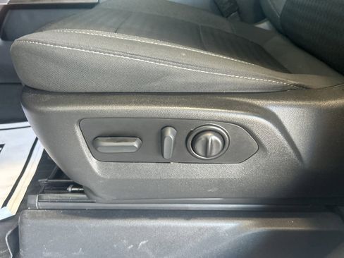 Used 2021 Chevrolet Silverado 1500 LT Trail Boss w/ LPO, Dark Essentials Package image 15