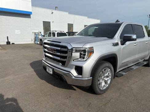 Used 2021 GMC Sierra 1500 SLE w/ X31 Off-Road Package AWD/4WD image 3