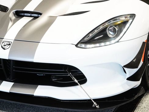 Used 2016 Dodge Viper ACR w/ Extreme Aero Package RWD image 6