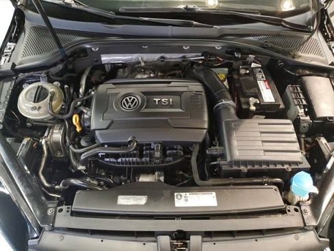 Used 2015 Volkswagen Golf S w/ Lighting Package image 23