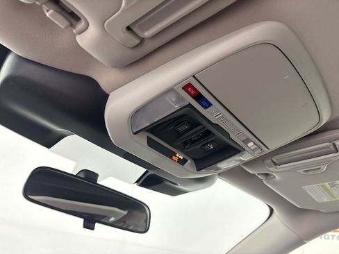 Used 2022 Subaru Forester Premium image 19