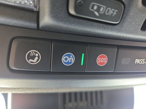Used 2024 GMC Sierra 2500 AT4X AWD/4WD image 24