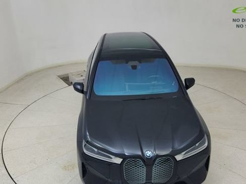 Used 2024 BMW iX xDrive50 w/ Sport Package AWD/4WD image 79