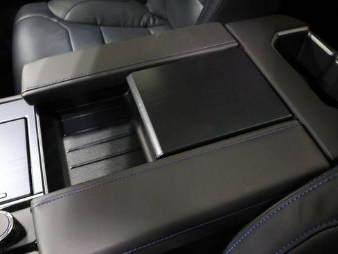 New 2025 Toyota Tundra Platinum image 27