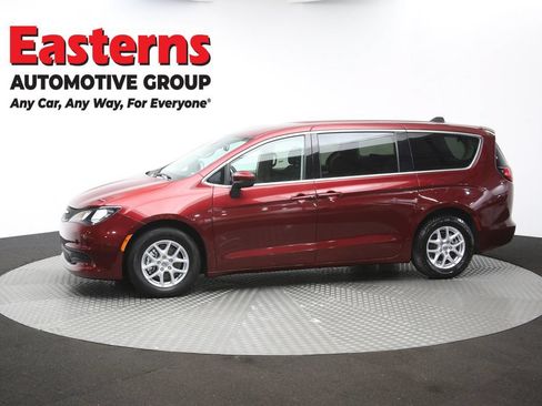 Used 2023 Chrysler Voyager LX FWD image 58