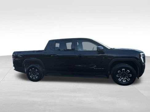 Used 2026 GMC Sierra EV Elevation image 32