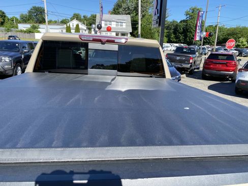 Used 2023 Chevrolet Silverado 1500 ZR2 AWD/4WD image 6