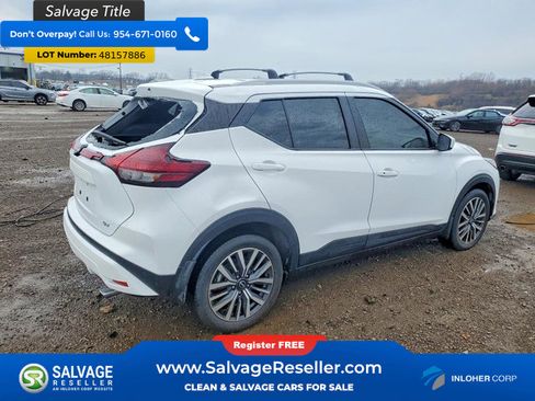 Used 2023 Nissan Kicks SV w/ Exterior Package image 4