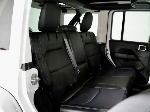 Used 2021 Jeep Wrangler Unlimited Rubicon 4xe w/ Steel Bumper Group image 29