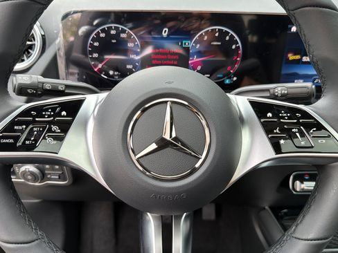 New 2026 Mercedes-Benz GLA 250 image 22