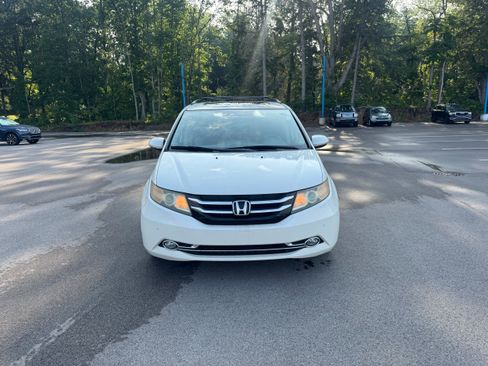 Used 2016 Honda Odyssey Touring image 4