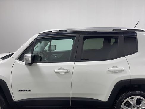 Used 2017 Jeep Renegade Limited AWD/4WD image 14