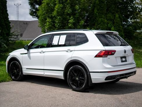 Used 2022 Volkswagen Tiguan SE R-Line AWD/4WD image 7