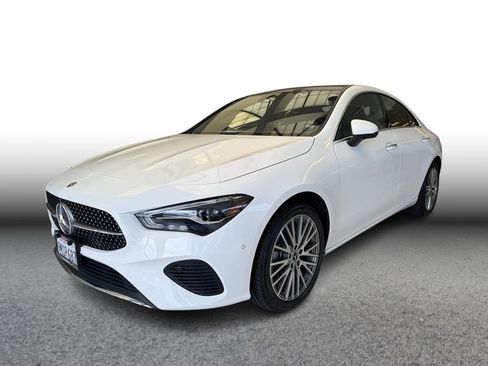 Used 2025 Mercedes-Benz CLA 250 image 1