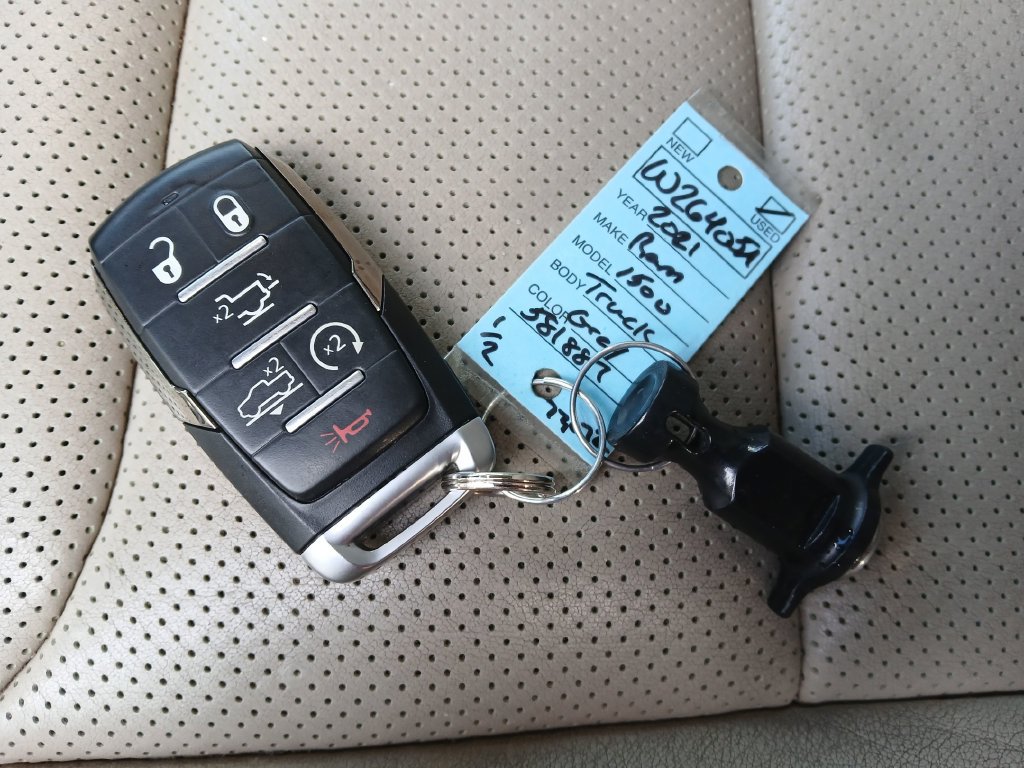 Used 2021 RAM 1500 Limited w/ Protection Group AWD/4WD image 28