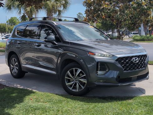 Used 2020 Hyundai Santa Fe SEL w/ Convenience + Premium Package FWD image 2